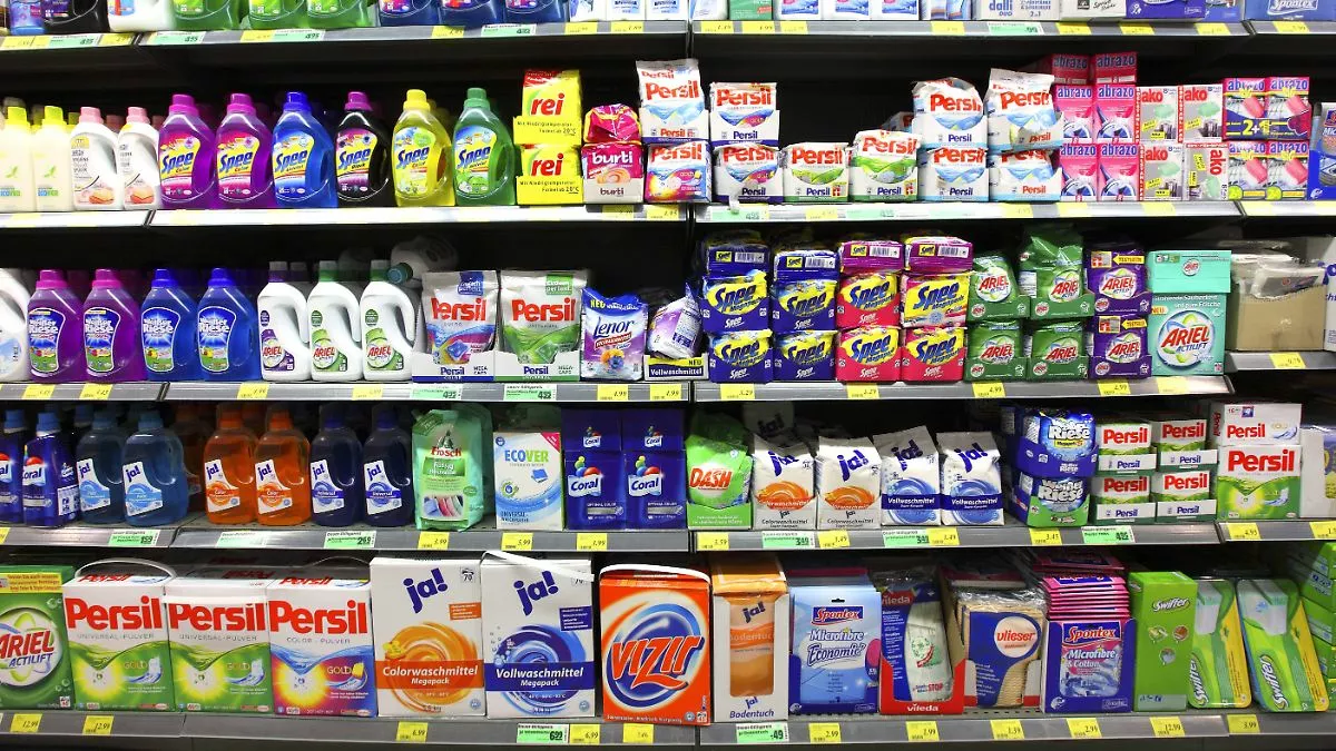 Biohy Verkäufe 2 Biohy Verkäufe -Biohy Verkäufe imago58238252h